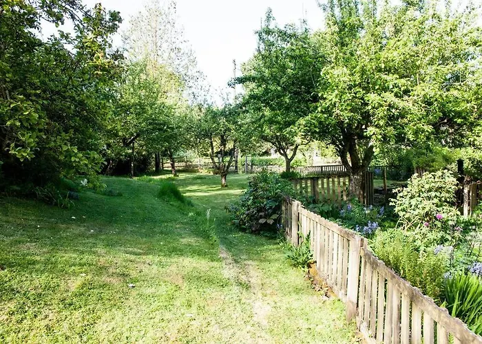 Holiday home Charming 200 Yr Old Mill House Right On The Water