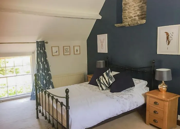 Holiday home Charming 200 Yr Old Mill House Right On The Water