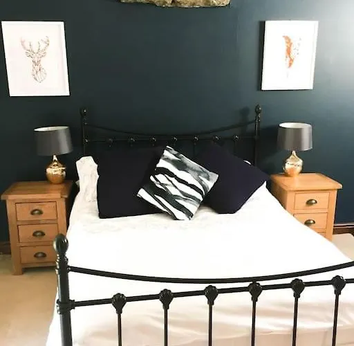 Holiday home Charming 200 Yr Old Mill House Right On The Water